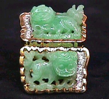 cufflinks.jpg (15236 bytes)